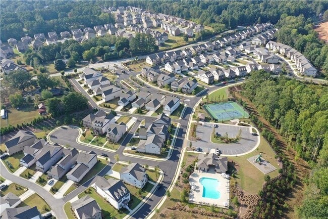 Building Photo - 1024 Miranda Ter