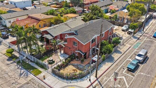Building Photo - 348 W 83rd St