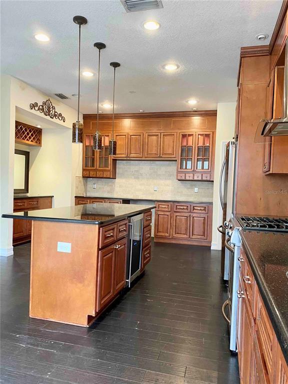 Building Photo - 10503 Chilmark Way