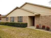 Building Photo - 1809 W Spring Creek Pkwy