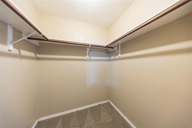 Building Photo - 4505 Green Meadow Dr