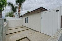 Building Photo - NEWLY BUILT, LUXURIOUS & BRIGHT, 1BR1BA AD...