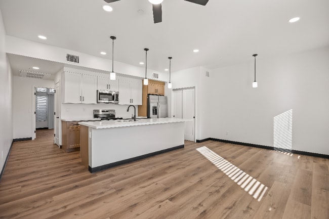 Building Photo - 3820 E Fort Lowell Rd