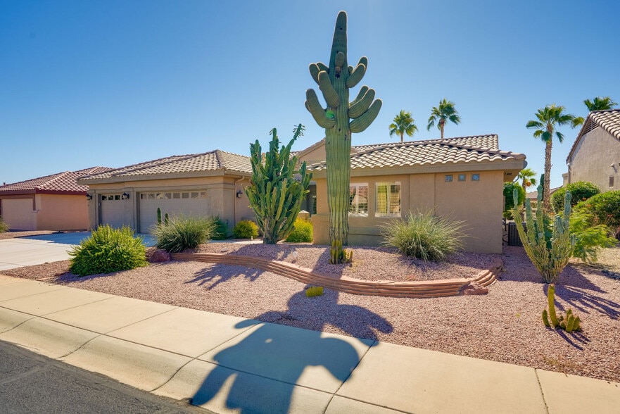 Building Photo - 16431 W Boulder Vista Dr