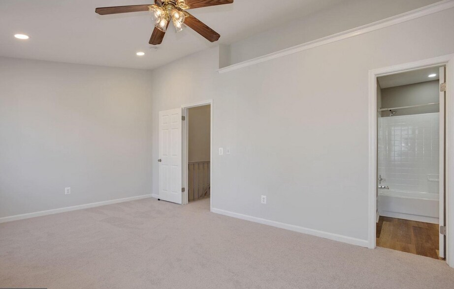 Building Photo - 12304 Field Lark Ln