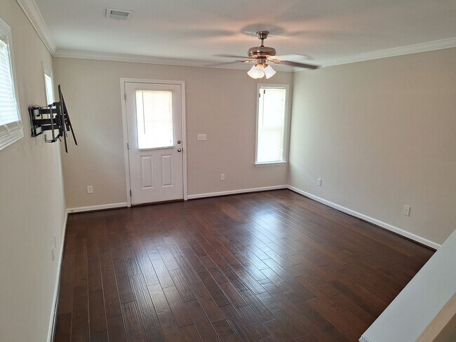 Building Photo - Wonderful Two Story Four Bedroom Home in N...