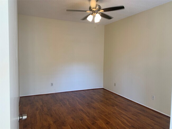 Building Photo - 2710 Grants Lake Blvd