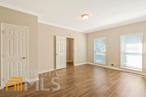 Building Photo - 3462 Calumet Rd