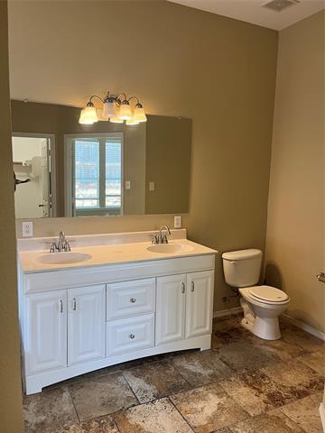 Building Photo - 4409 Padre Ct