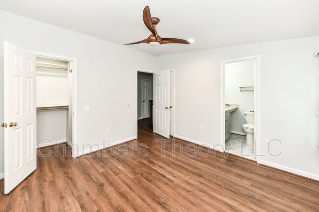 Building Photo - 6857 Washington Blvd