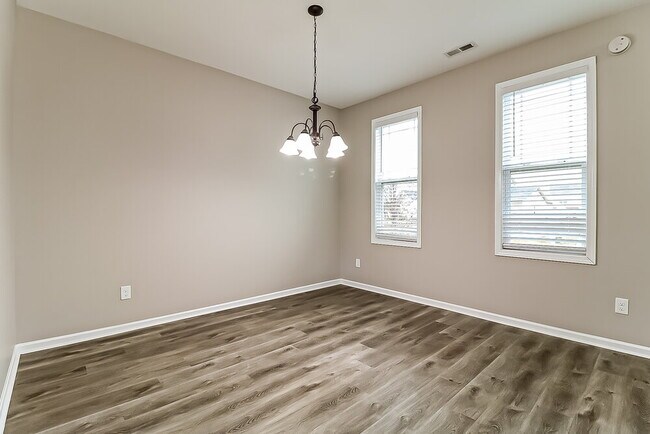 Building Photo - 174 Carissa Dr