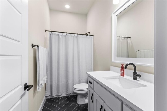 Building Photo - 5704 S 59th St