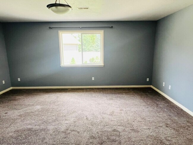 Building Photo - 706 S 1690 W