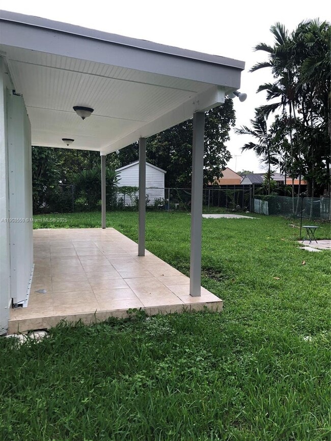 Building Photo - 11860 SW 168th Terrace