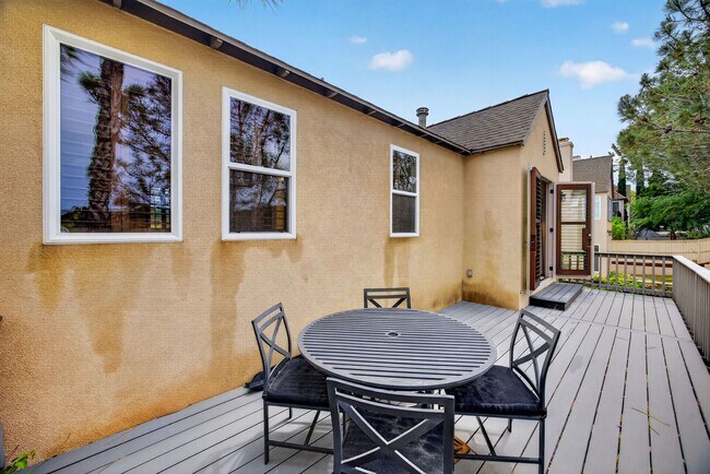 Building Photo - Elegant Summer Rental in Carmel Valley | Fully Furnished