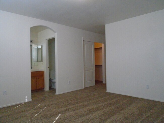 Building Photo - MOVE IN SPECIAL! $2875.00 MOVES YOU IN!   ...