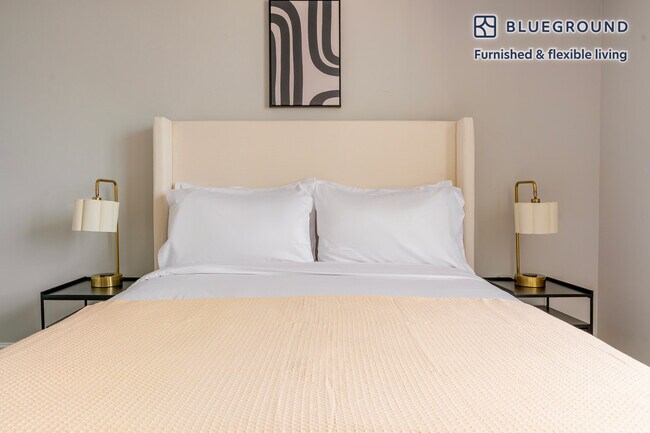 Building Photo - 4835 Cordell Ave