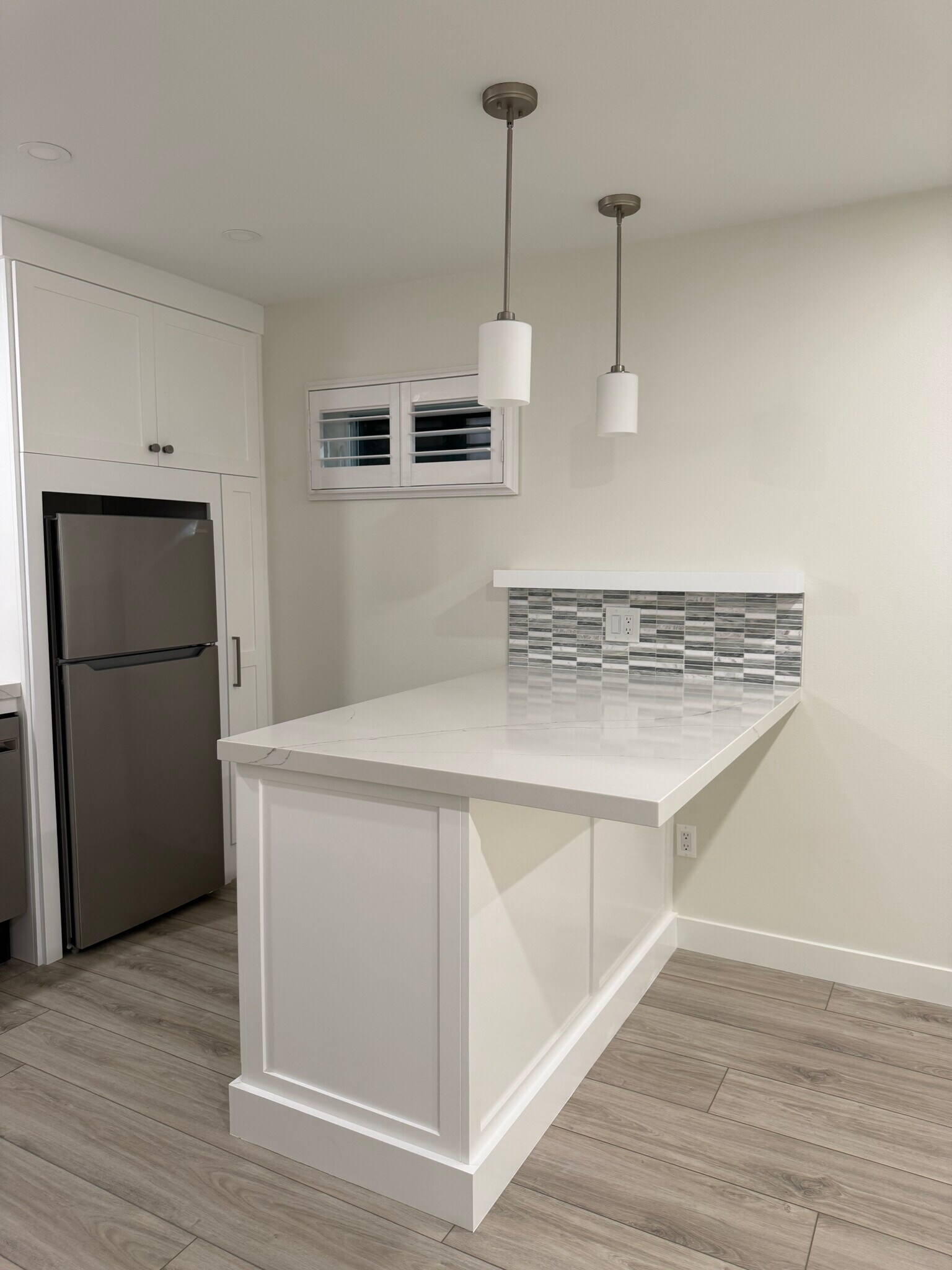 Building Photo - 271 Termino Ave