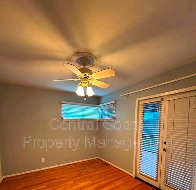 Building Photo - 254 Larkin St