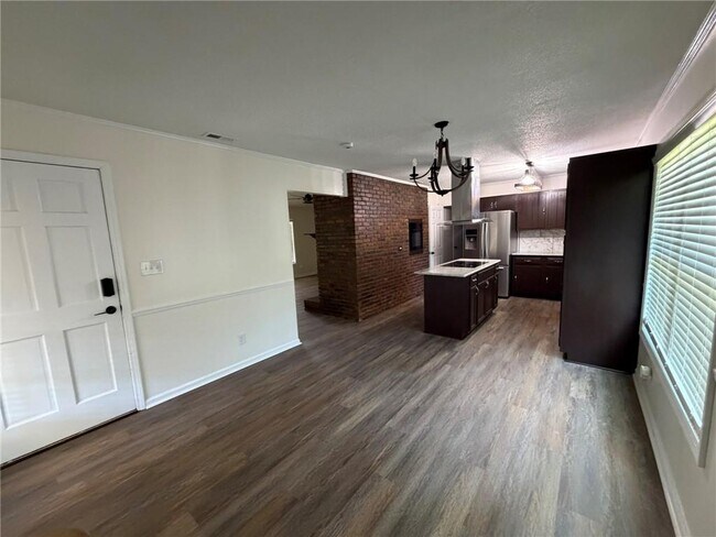 Building Photo - 4309 Oak Ridge Bend