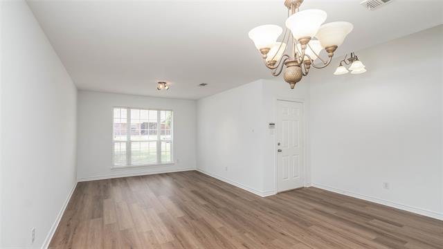 Building Photo - 402 Silver Mine Dr