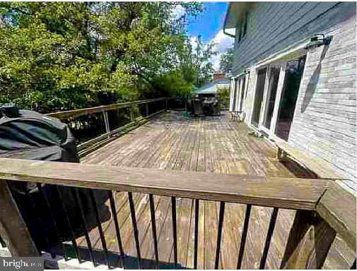 Building Photo - 308 Old Court House Rd NE