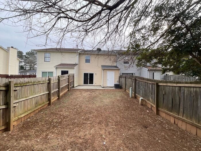 Building Photo - 1439 Springleaf Cir SE