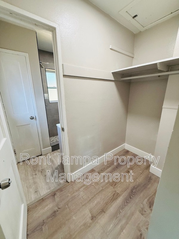 Building Photo - 637-637 17th Ave S