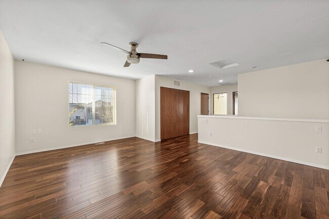 Building Photo - Updated and Spacious 3 Bed Yelm Rental!