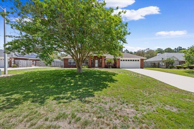 Building Photo - 1922 Coral St
