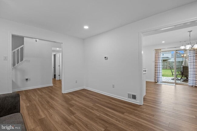 Building Photo - 604 Iva Ln