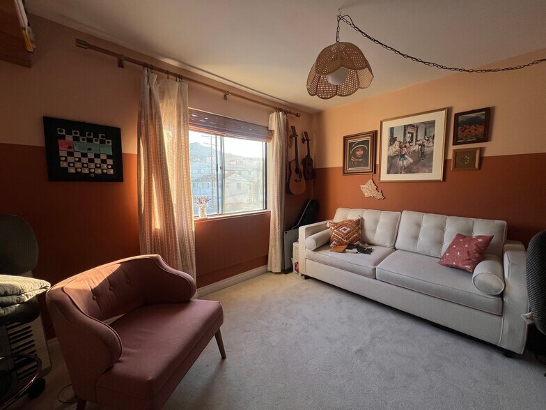 Office-Bedroom Conversion - Pop-up desk under window with mountain view. Comfy fold-out Queen bed. - 620 E Harvard Rd