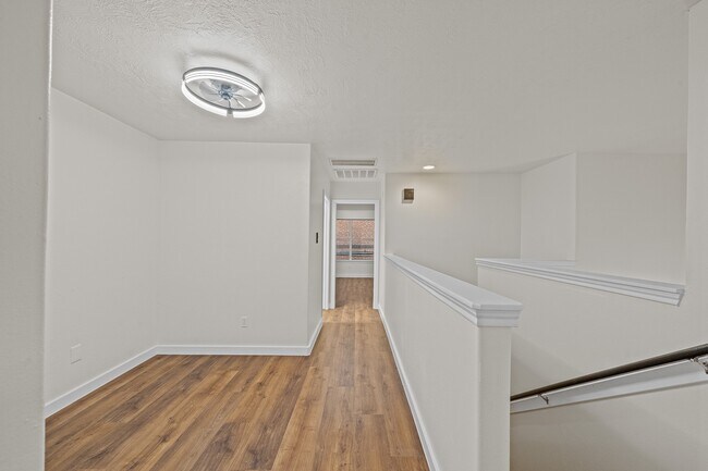 Building Photo - 16118 Market Garden Ln