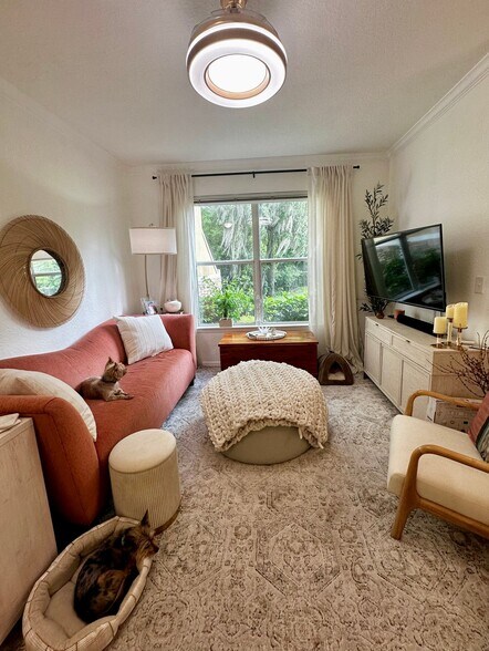 Building Photo - 8539 Gate Pkwy W