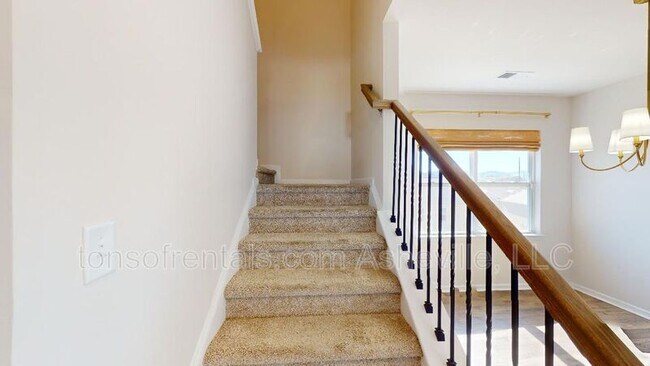 Building Photo - 354 Tavernier Ln