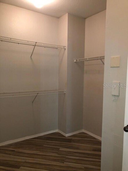 Building Photo - 220 Villa Di Este Terrace