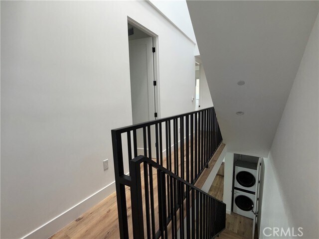 Building Photo - 5042 Laurel Canyon Blvd