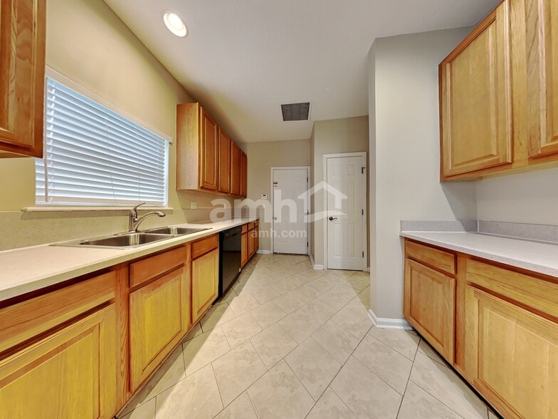 Building Photo - 96050 Waters Ct