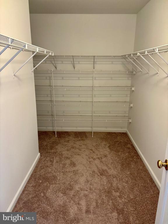 Building Photo - 15 Highgate Ln