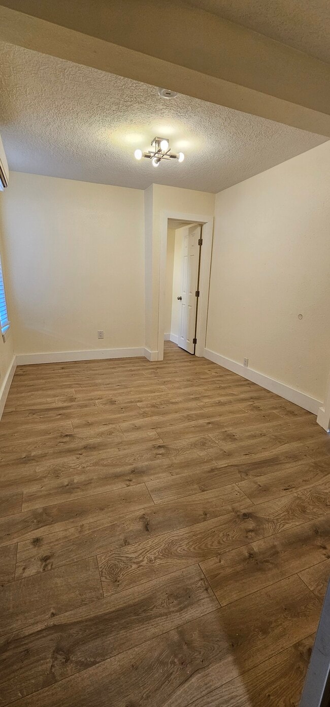 Building Photo - 521-513 13th St NW