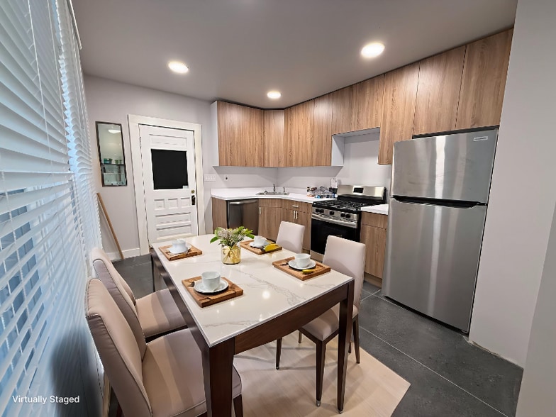 Building Photo - 100 Merrimac St