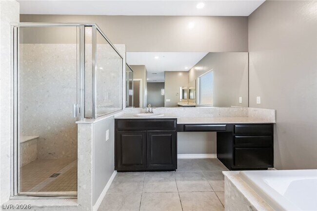 Building Photo - 454 Lost Horizon Ave