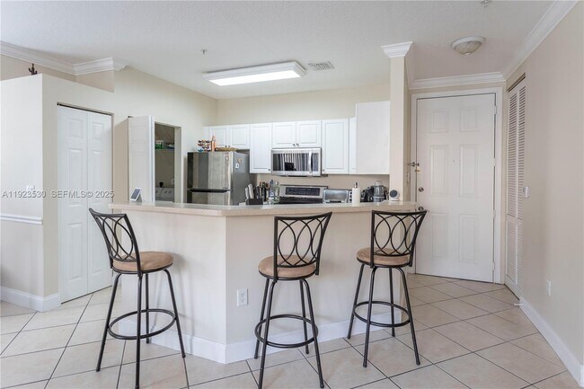 Building Photo - 4506 SW 160th Ave