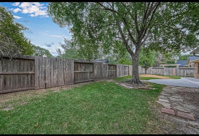 Building Photo - 16322 Judge Bry Rd