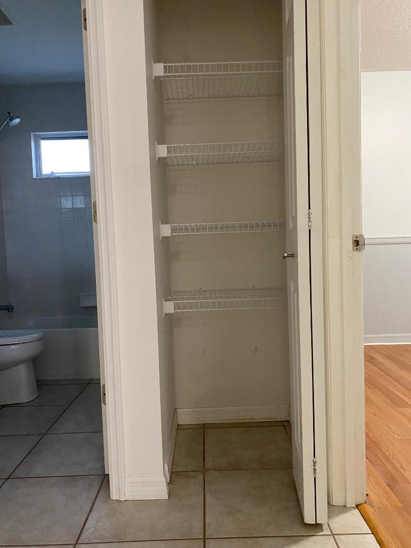 Building Photo - 4217 Malden Dr