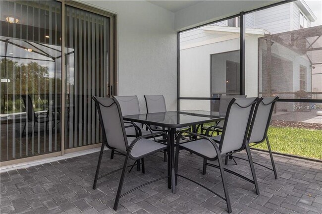 Building Photo - 8923 Zurich Ln