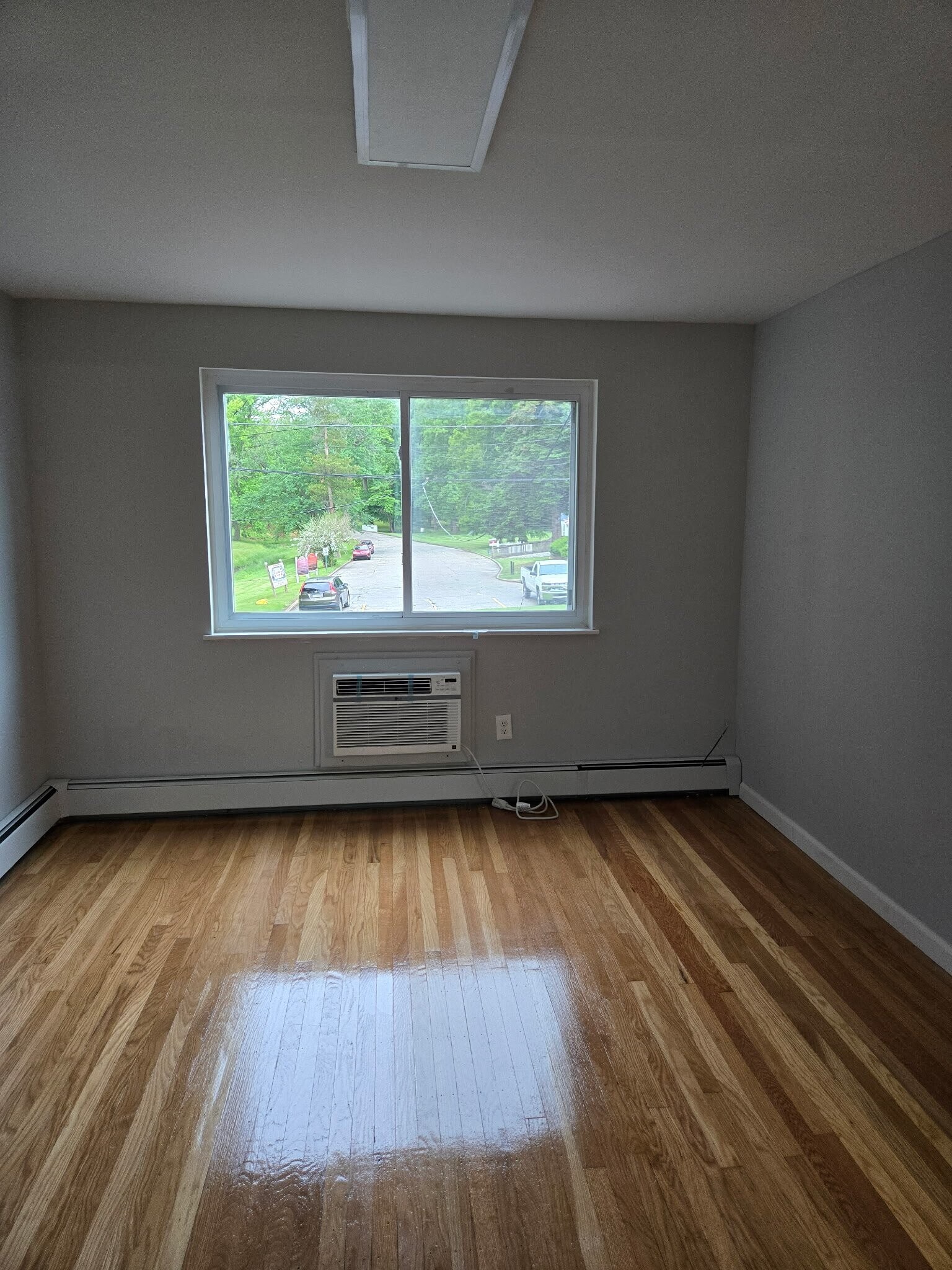 Building Photo - 608 Yeadon Ave