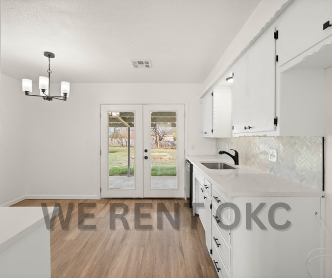 Building Photo - 16391 Lynn St