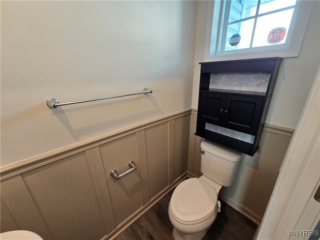 Building Photo - 113 South Dr