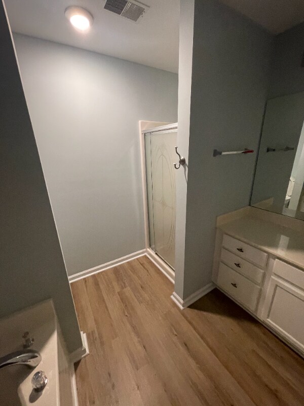 Building Photo - 1198 Island Club Dr